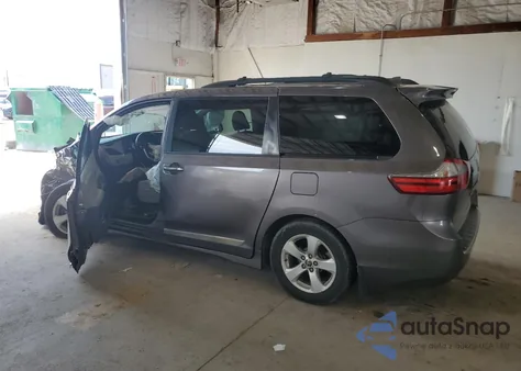 2020 Toyota Sienna Le from USA, damaged, VIN 5TDKZ3DC2LS071237